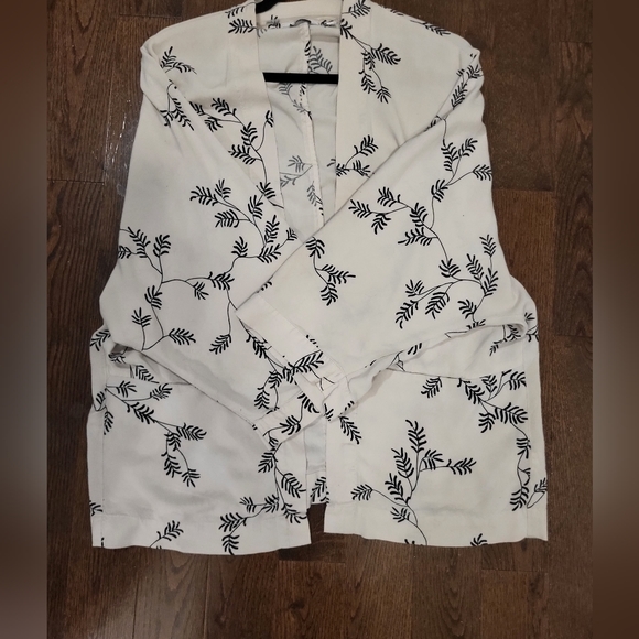 XL Kimono - Picture 5 of 7